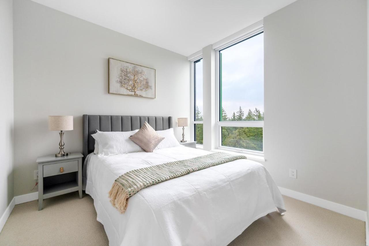 Modern Comfort At Ubc: 1Br Condo Near Campus 溫哥華 外观 照片