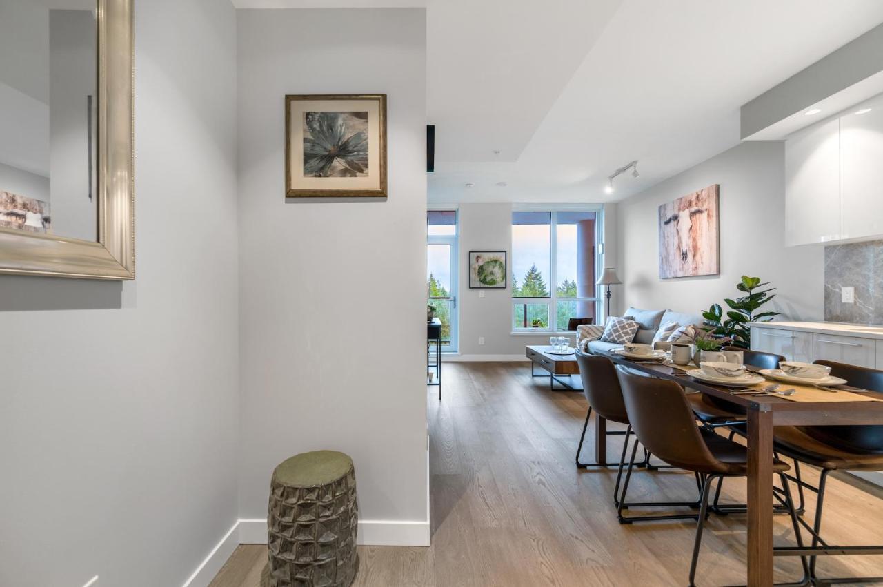 Modern Comfort At Ubc: 1Br Condo Near Campus 溫哥華 外观 照片